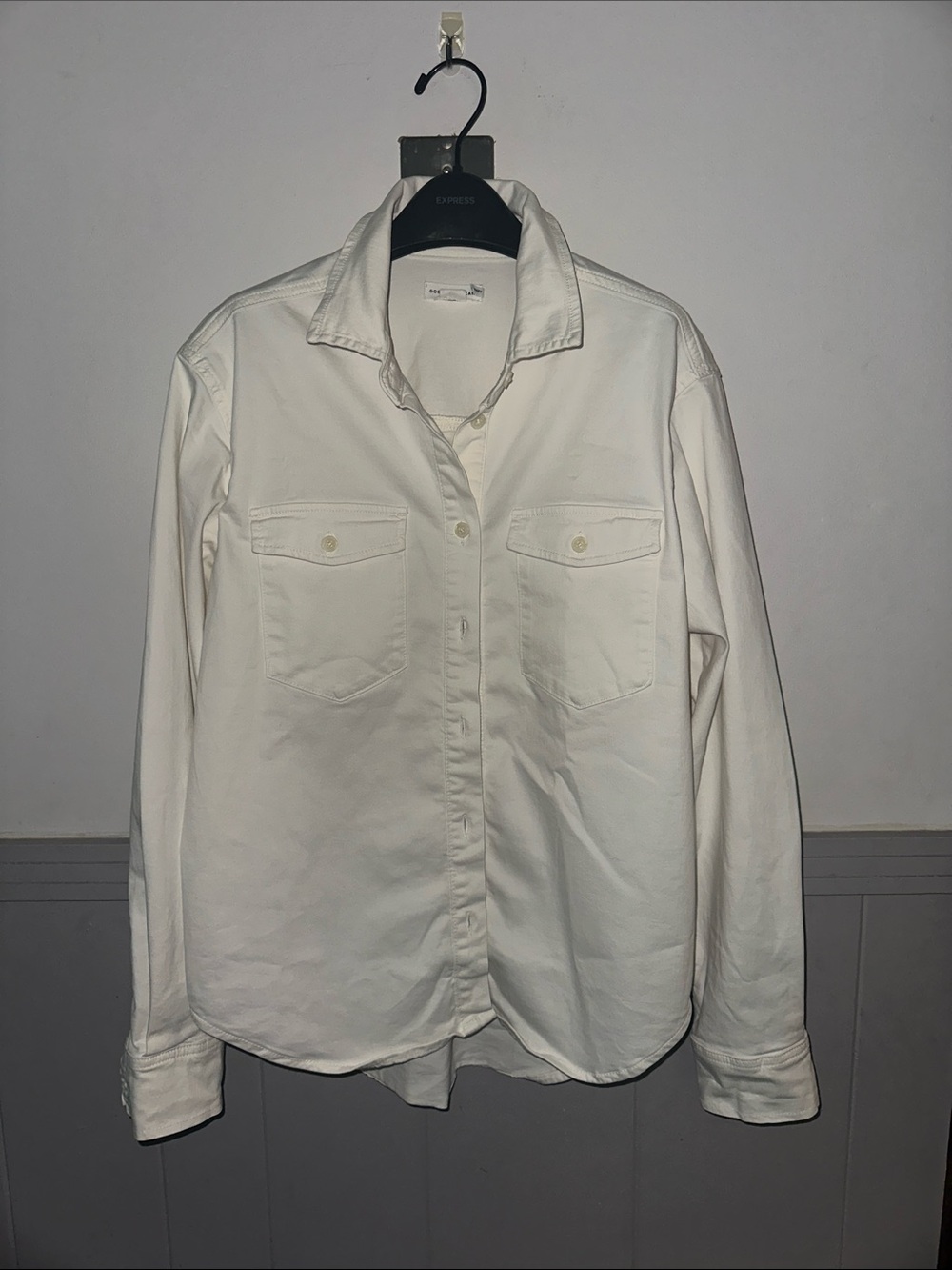 Women’s good American White Button-Up Shirt with Chest Pockets